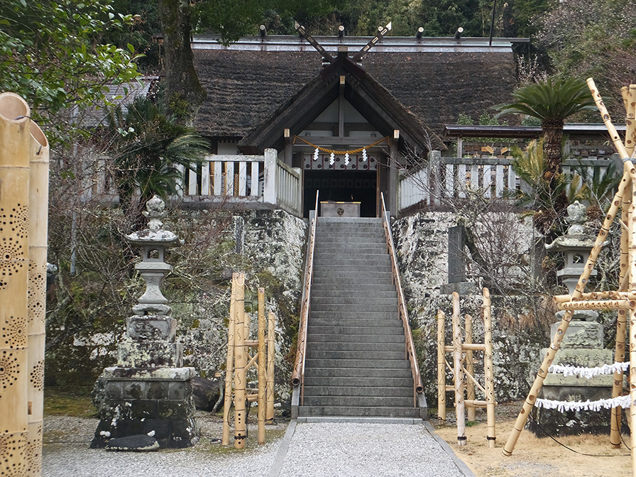 高家(たかべ)神社