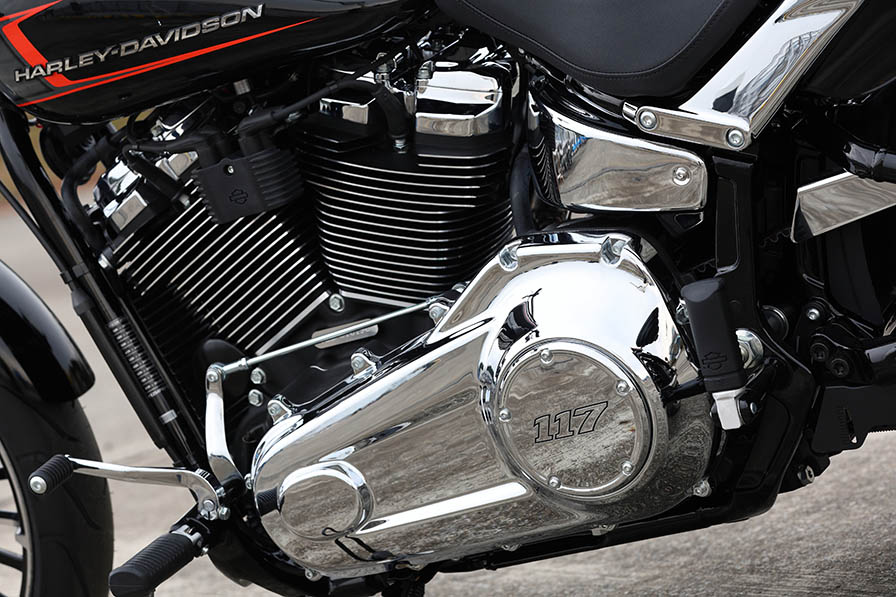Harley-Davidson　Breakout