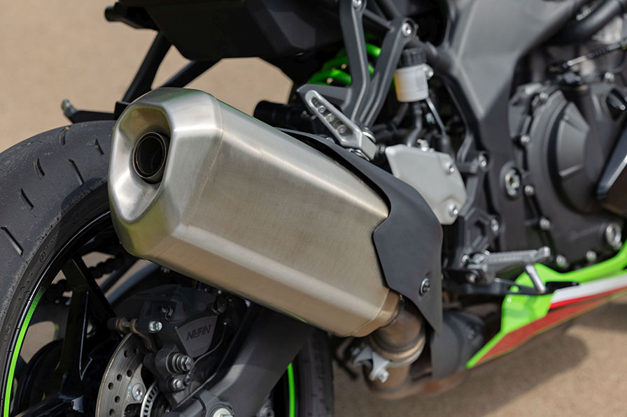 #NINJA ZX-4RR KRT EDITION