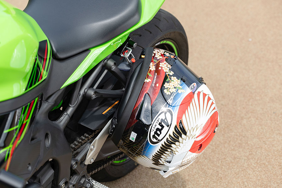 #NINJA ZX-4RR KRT EDITION