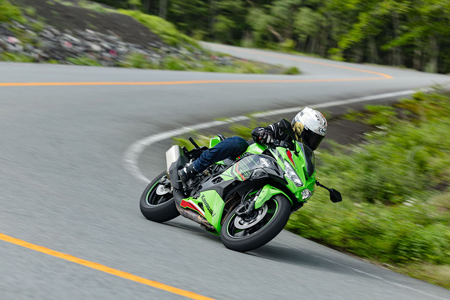 #NINJA ZX-4RR KRT EDITION