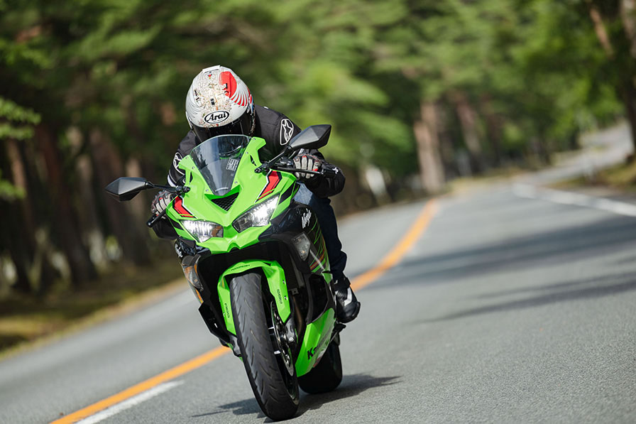 #NINJA ZX-4RR KRT EDITION